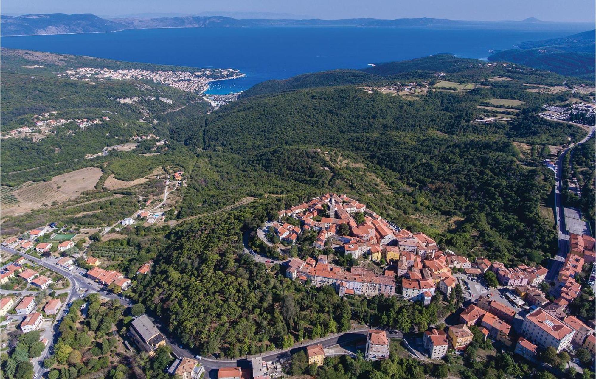Gorgeous Apartment In Labin With Wifi Экстерьер фото